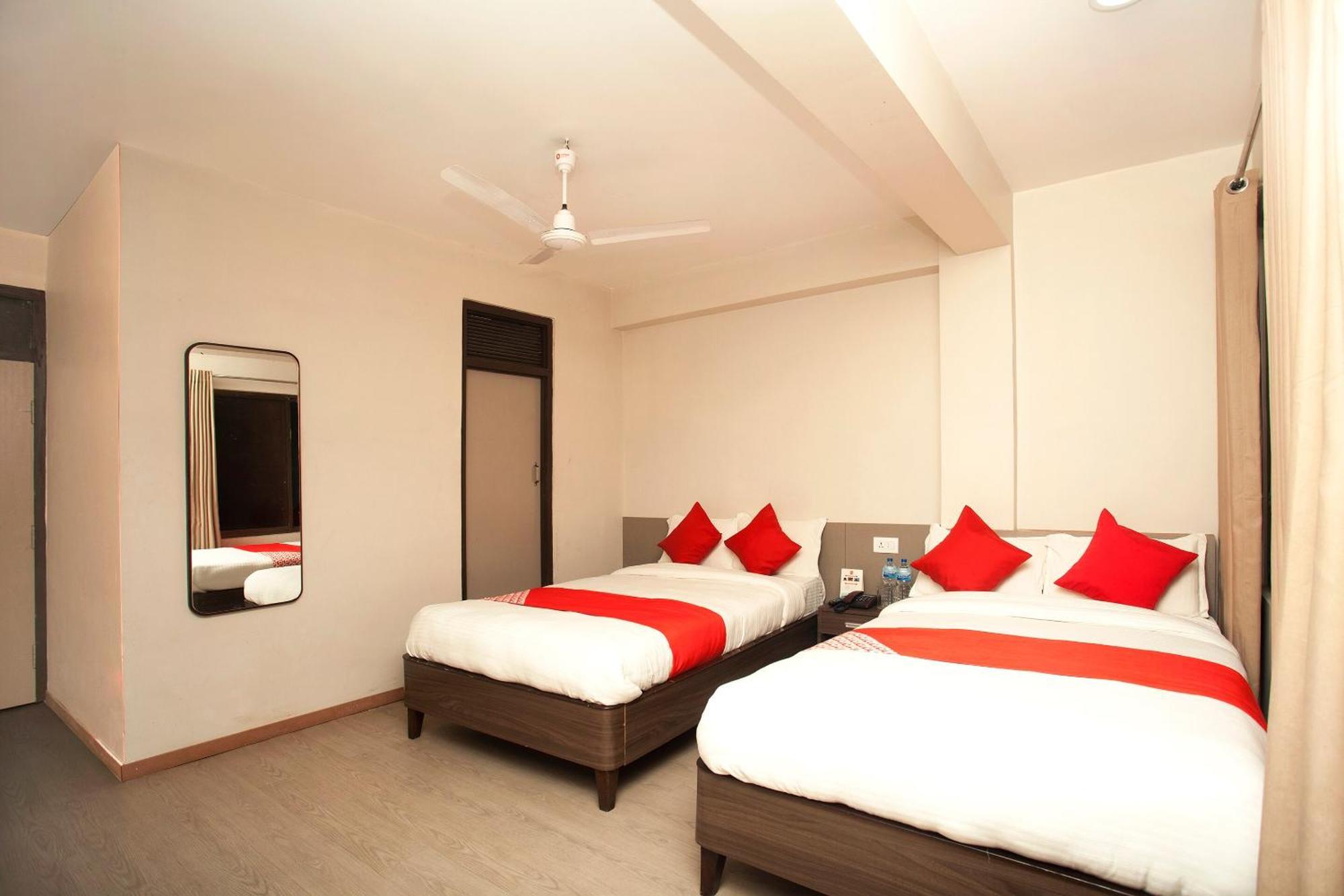 קטמנדו Oyo 626 Hotel Himchuli מראה חיצוני תמונה