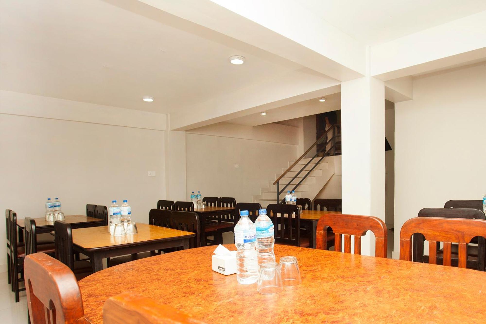 קטמנדו Oyo 626 Hotel Himchuli מראה חיצוני תמונה