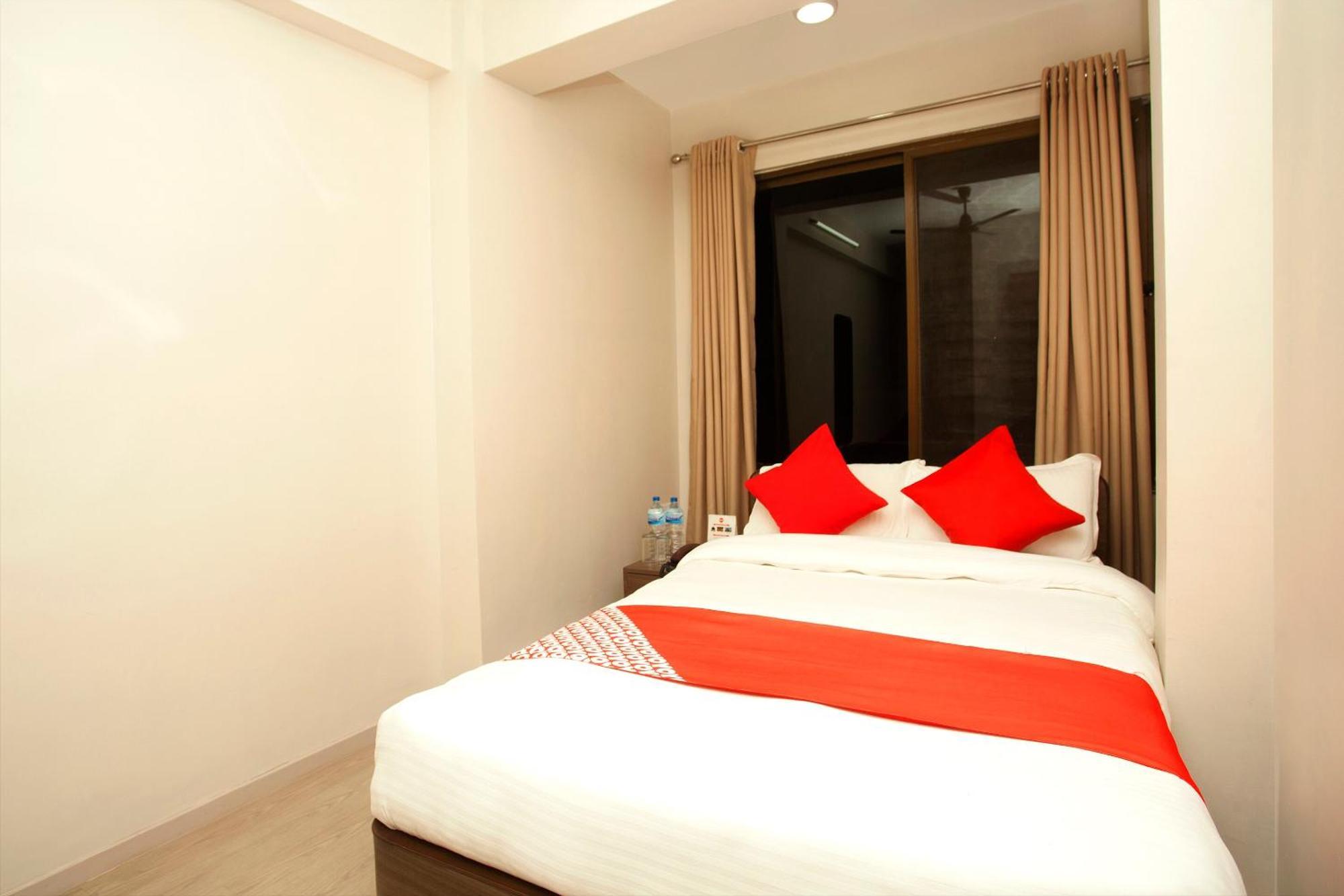 קטמנדו Oyo 626 Hotel Himchuli מראה חיצוני תמונה