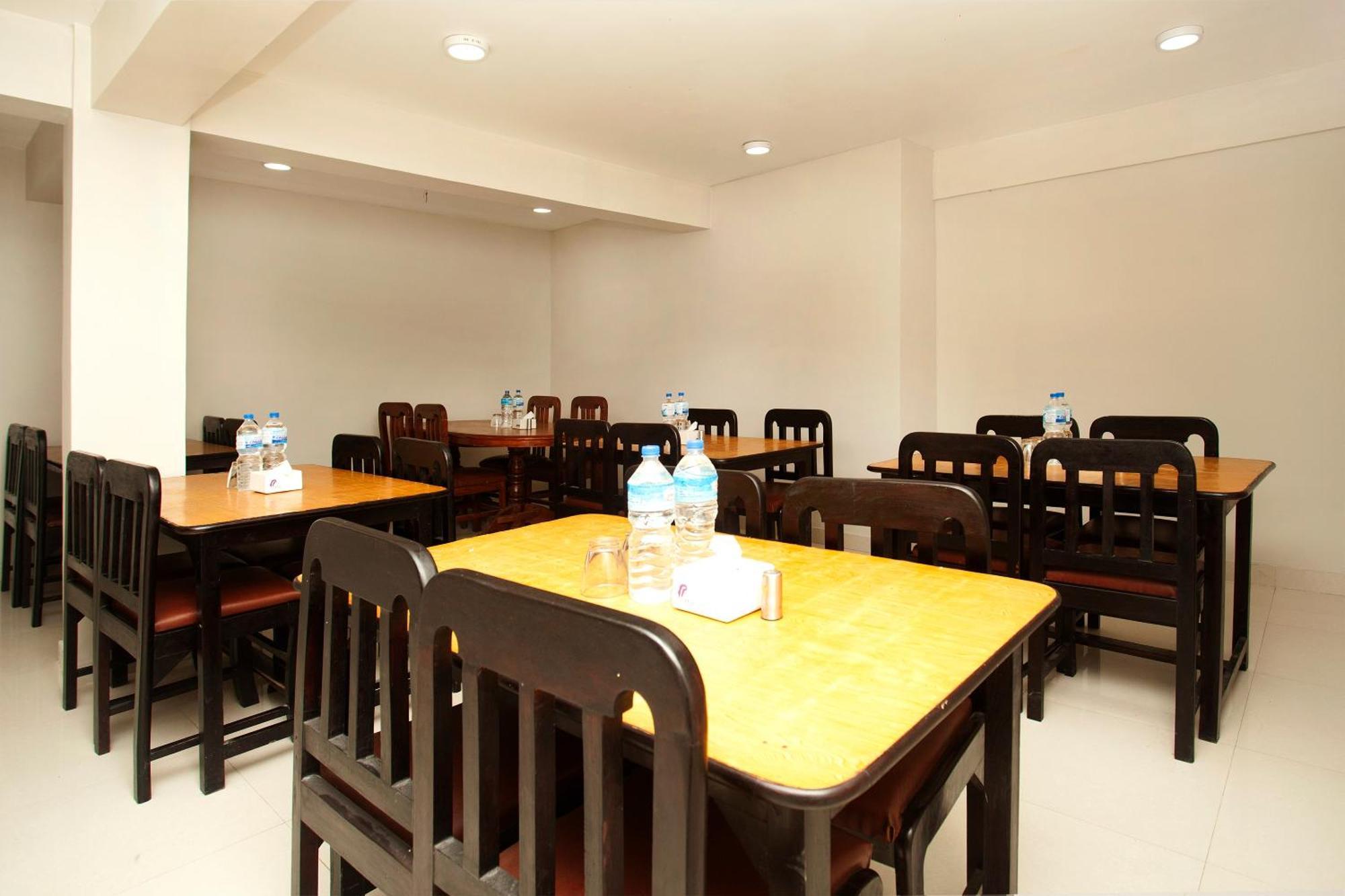 קטמנדו Oyo 626 Hotel Himchuli מראה חיצוני תמונה